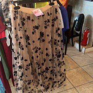 Chic Black and Cream Embellished Maxi Skirt